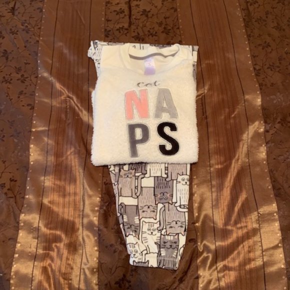 Catnaps PJs - Picture 1 of 8